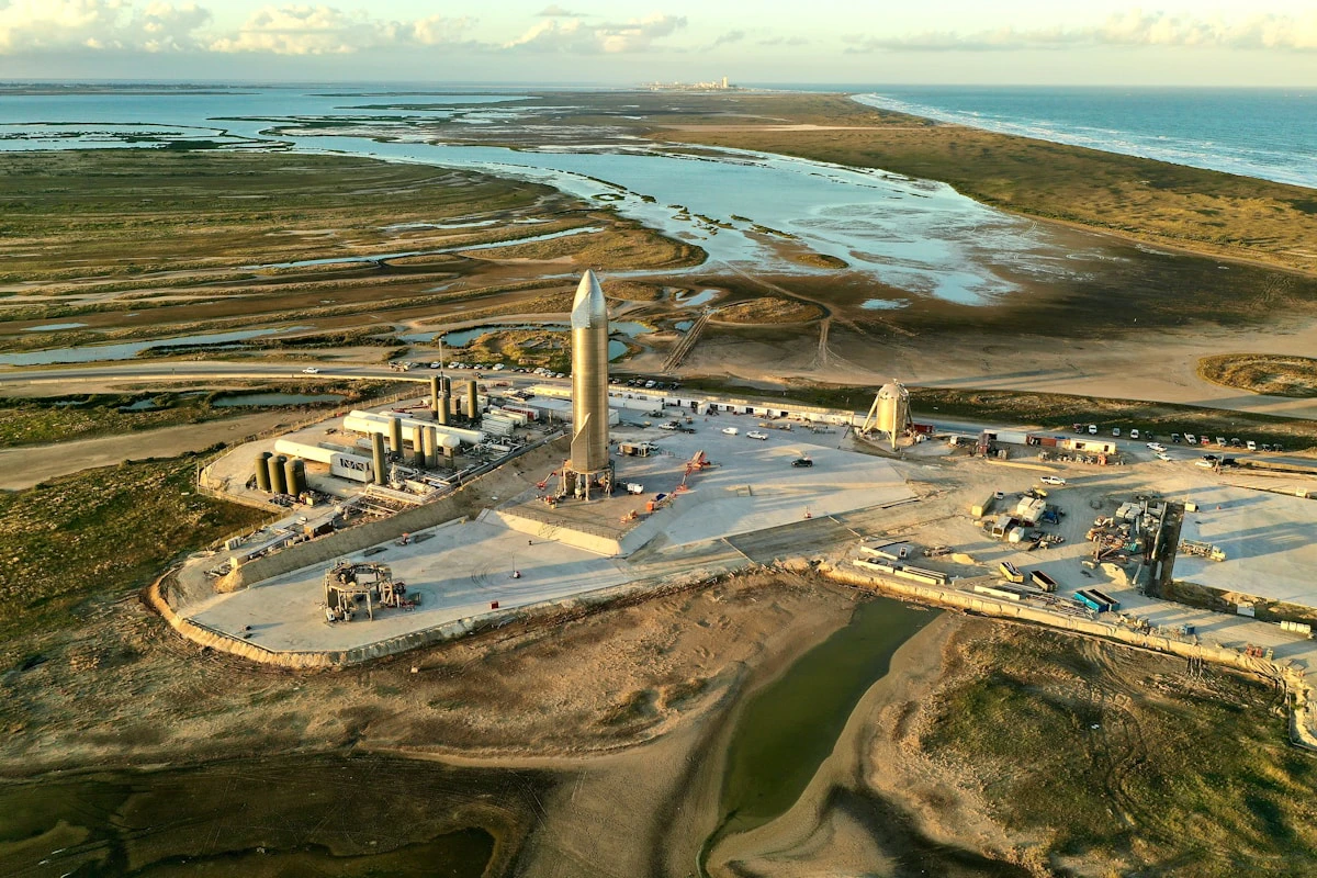 Editorial cover for SpaceX’s planned second Starbase in Louisiana